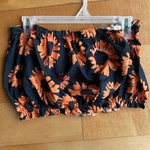 Daisy crop top